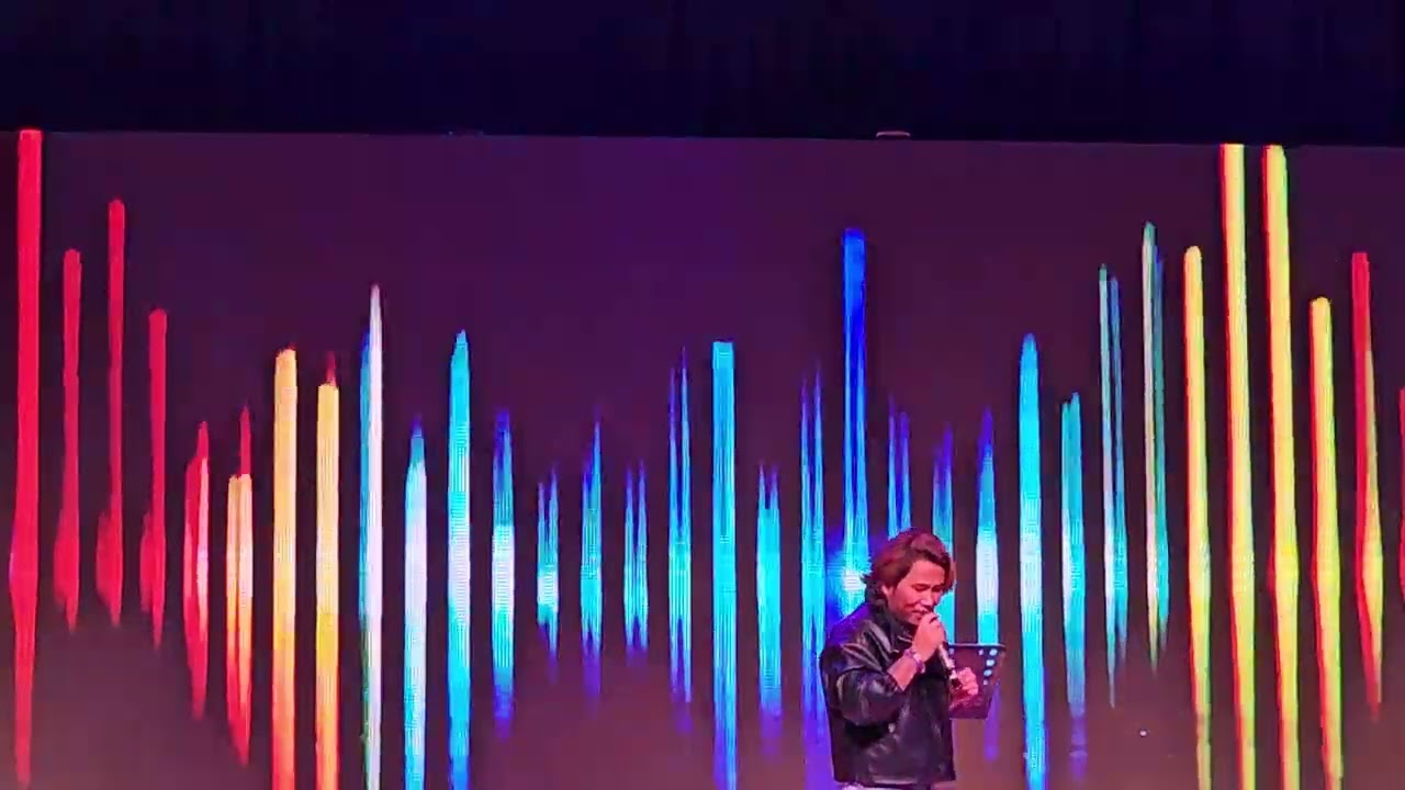 Toni Paleng qo akene sogo live in Charity show of Galo Artist forum: 