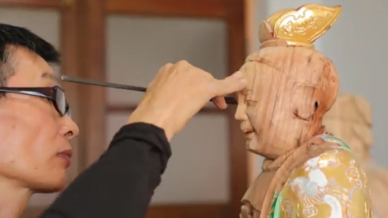神明專屬美容師 剃面神功重現江湖