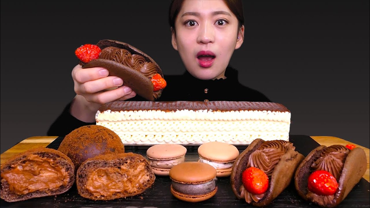 🍫Chocolate dessert😍저는 너무 초코가 좋아요..💕 [Chocolate cream bread, omelet, cake, macaron] Mukbang