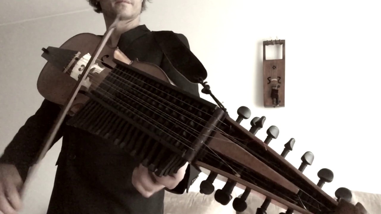 J.S. Bach Cello Suite no. 1 in G major Prelude on Viola D'amore/Nyckelharpa, Sérgio Calisto