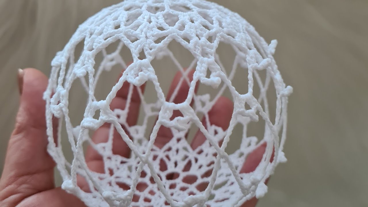 Szydełkowa bombka 17cm wzór nr 6, crochet christmas ball 17cm patern 6