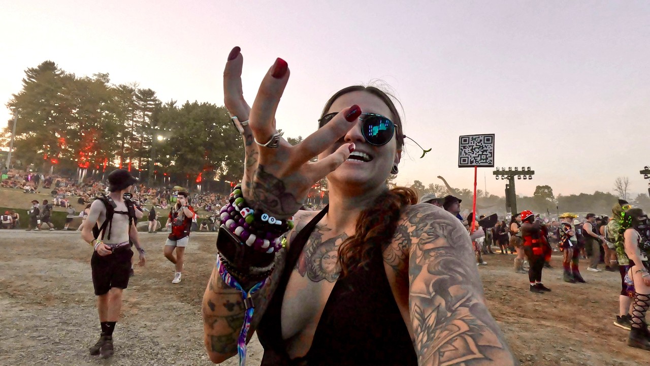 Vlogging With Dabs: Lost Lands Day 1 Pt 1