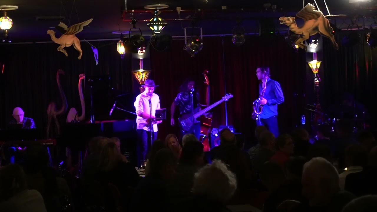 The Vampires feat. Chris Abrahams Live at Camelot set 1