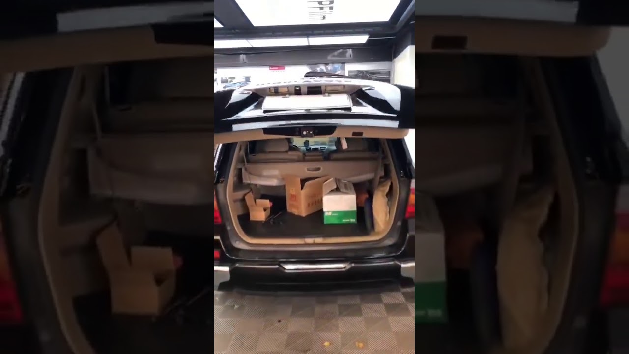 Electric tailgate lift for Toyota Highlander