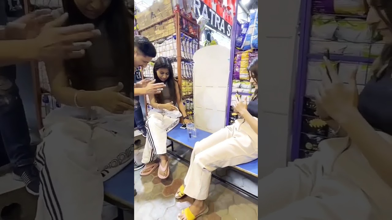 Street Magic with Strangers #magic #abhaymagic #shortsvideo #shortsfeed #shorts #shortsviral #short
