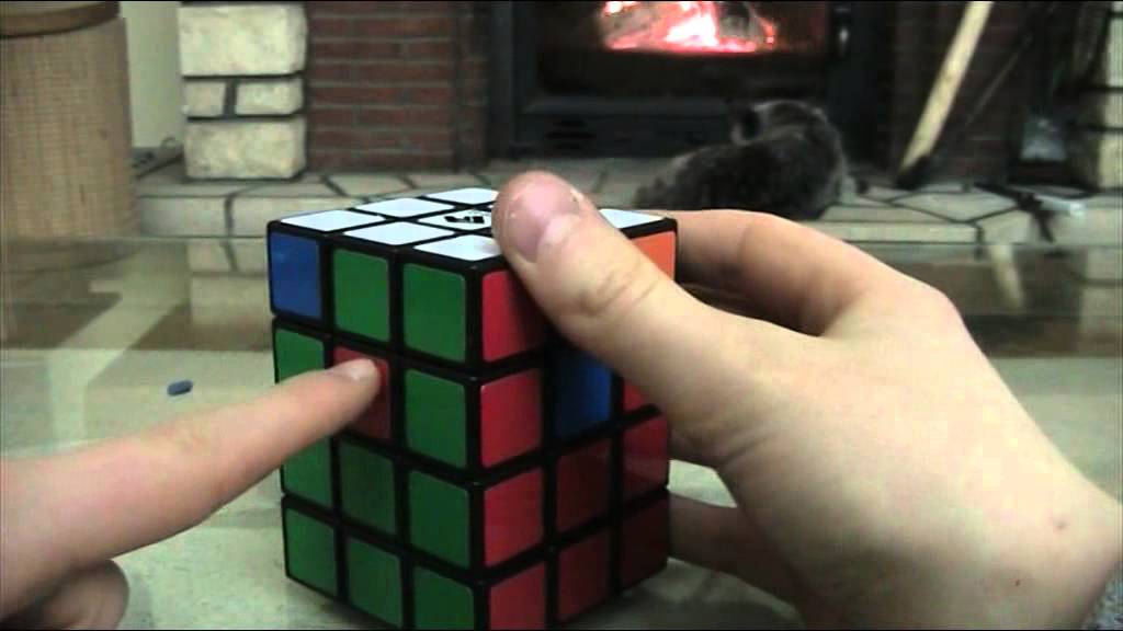 Comment résoudre le Rubik's cube 3x3x4 ?