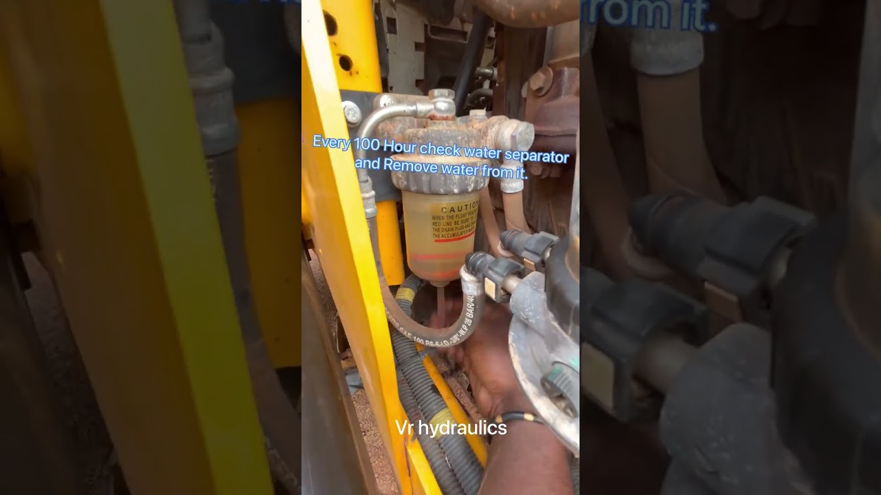 How remove jcb water separator water in simple. #diesel #jcb #india #mechanic #siteworks #work