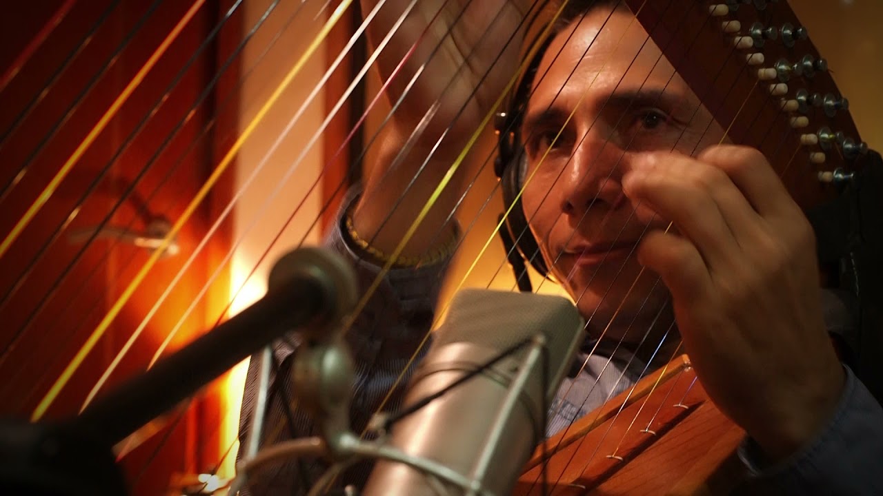 William Macualo - Senderos (Vídeo Oficial)