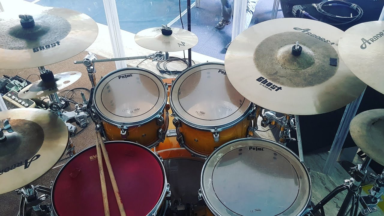Deus forte - Kleber Lucas 《Tocando na Igreja 》