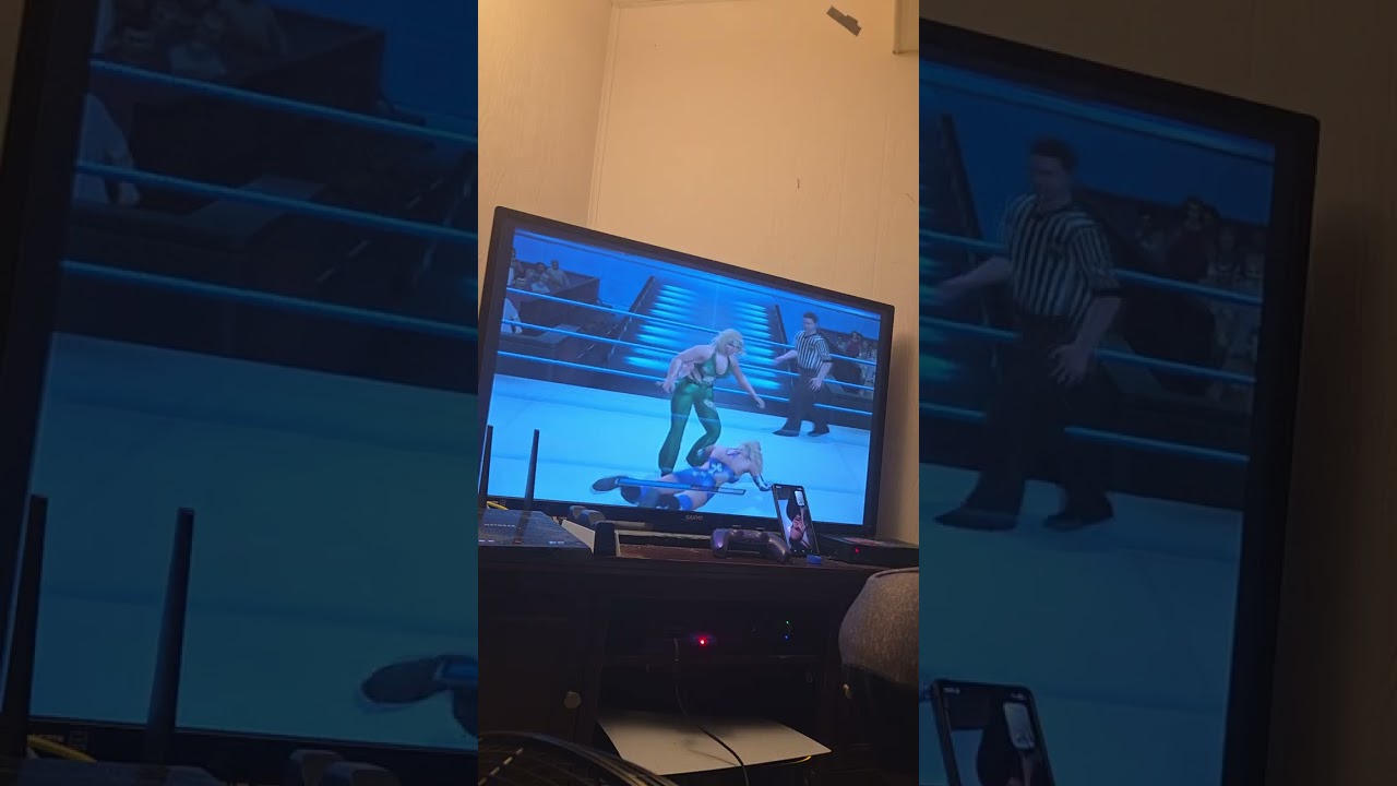 Michelle vs Beth smack down vs raw ps2