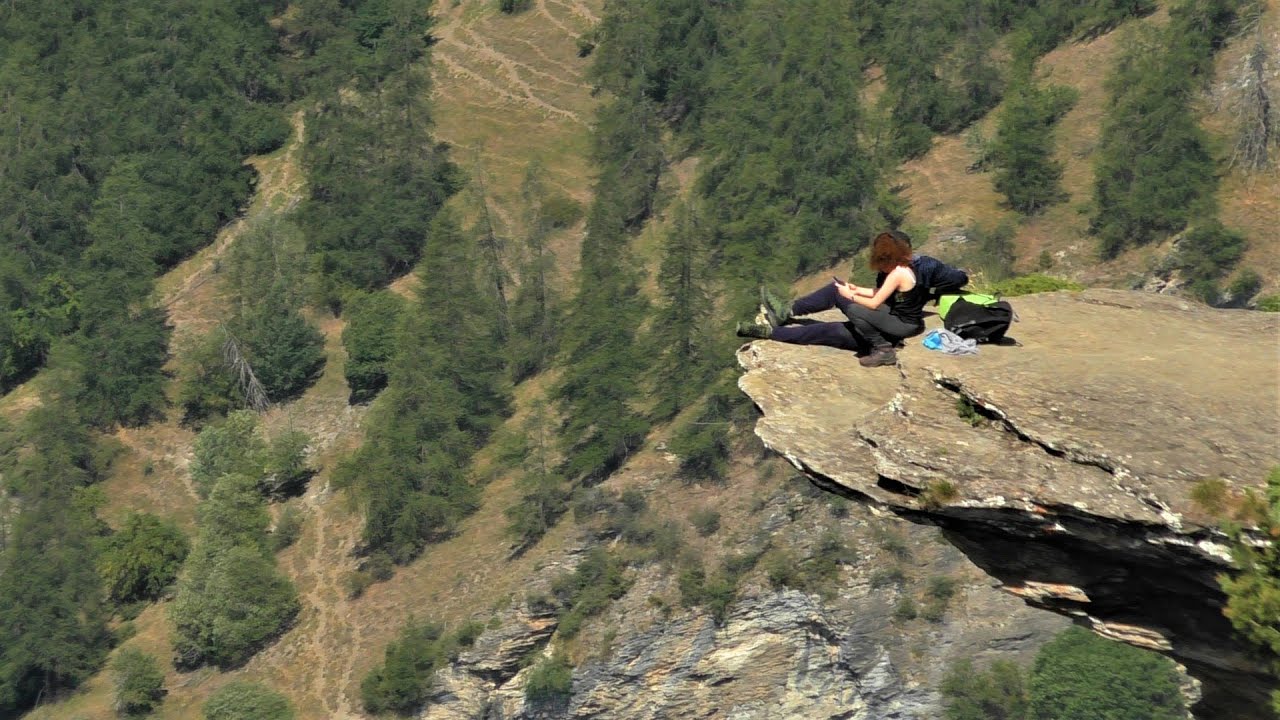 PIEMONTE: Elva, una perla in val Maira