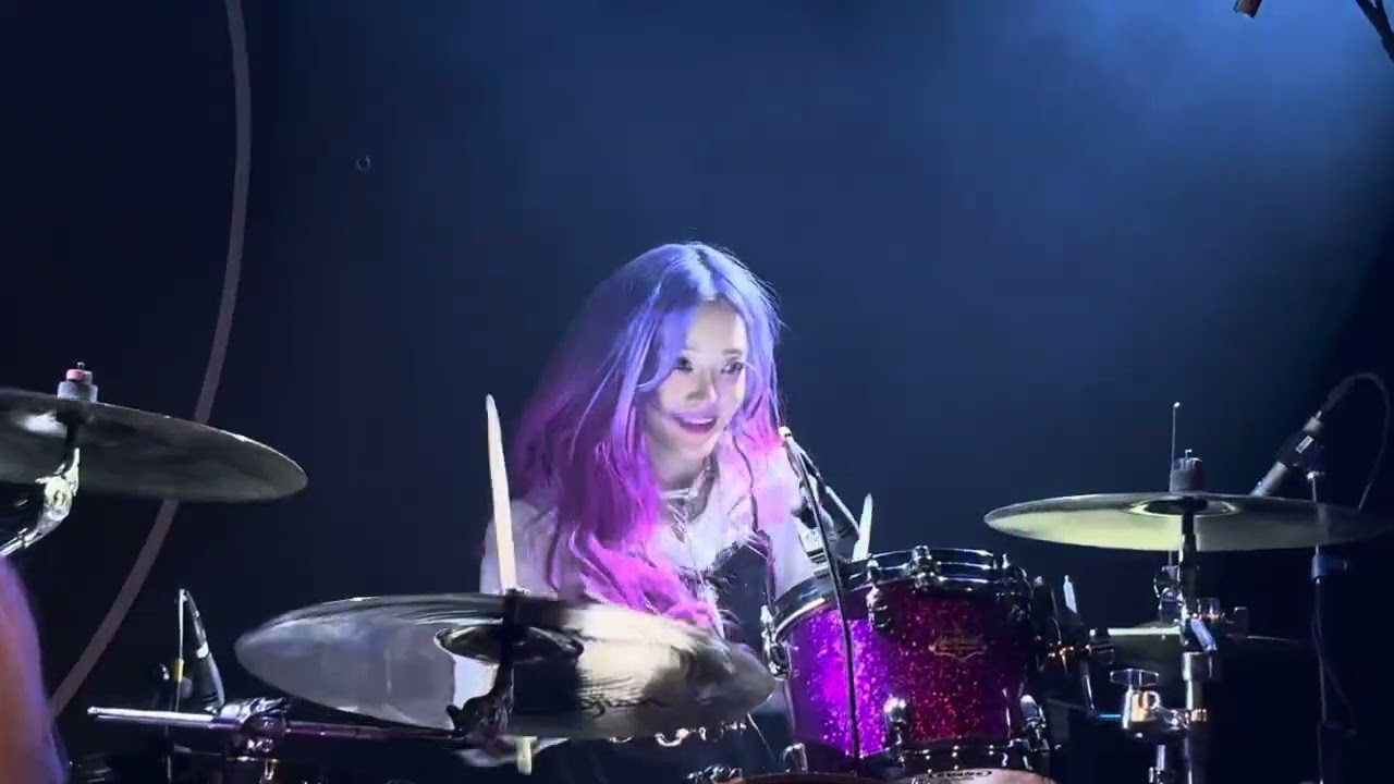 2024/01/30/Rolling Quartz in Köln/Part 1 „Yeongeun Solo“