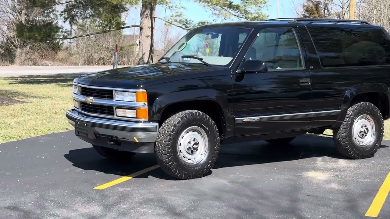1995 Chevy Tahoe LS 2-Door Walk-around, Bring a Trailer Auction