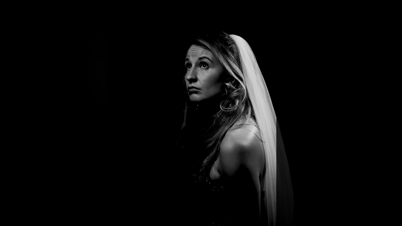 Marianna - Hiljaa (OFFICIAL LYRIC VIDEO)