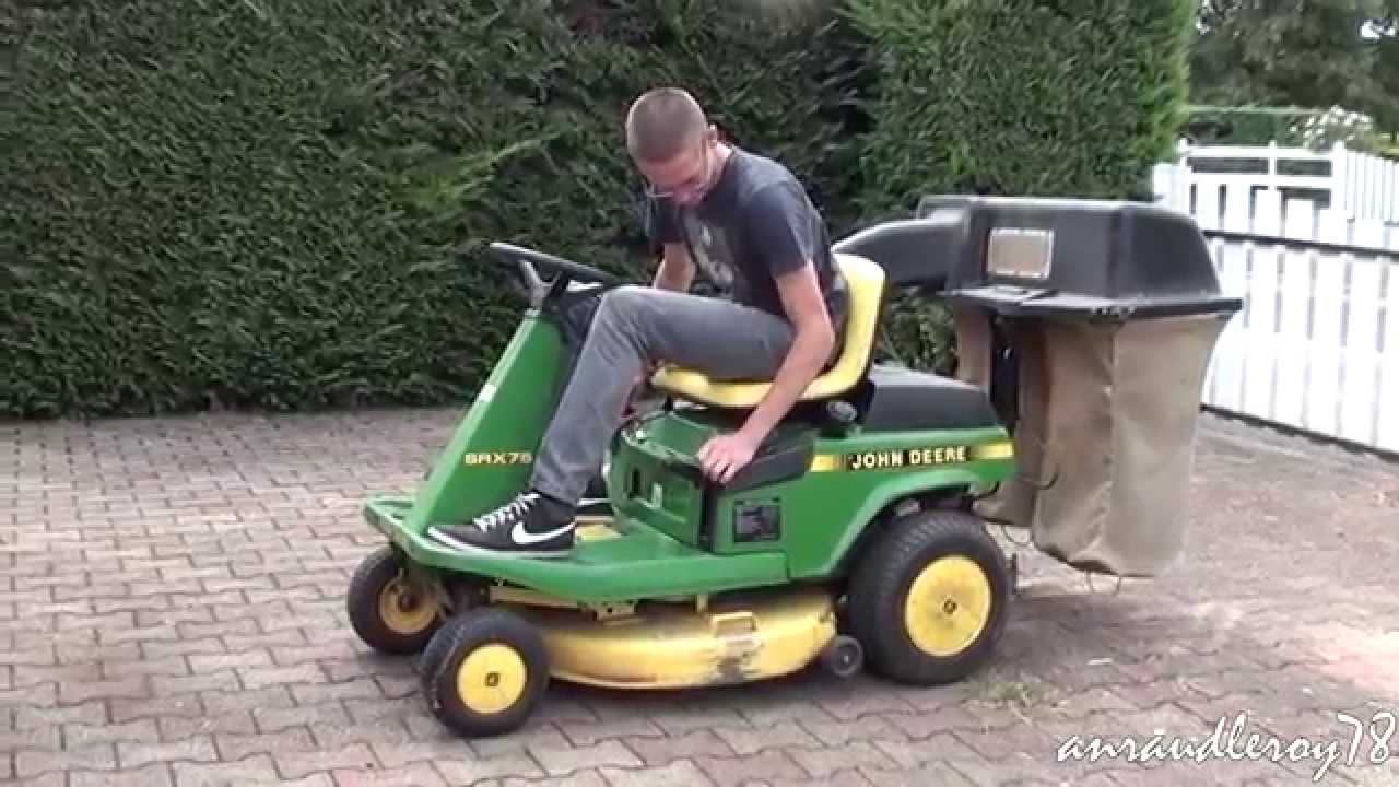 •Redémarrage d'un John Deere SRX 75 (après 18 ans de sommeil)