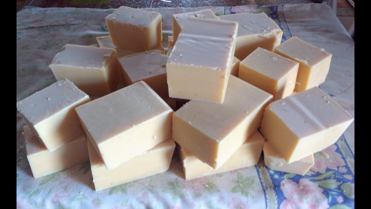 SABÃO CASEIRO COM PINHO SOL l RECEITAS DA LIA