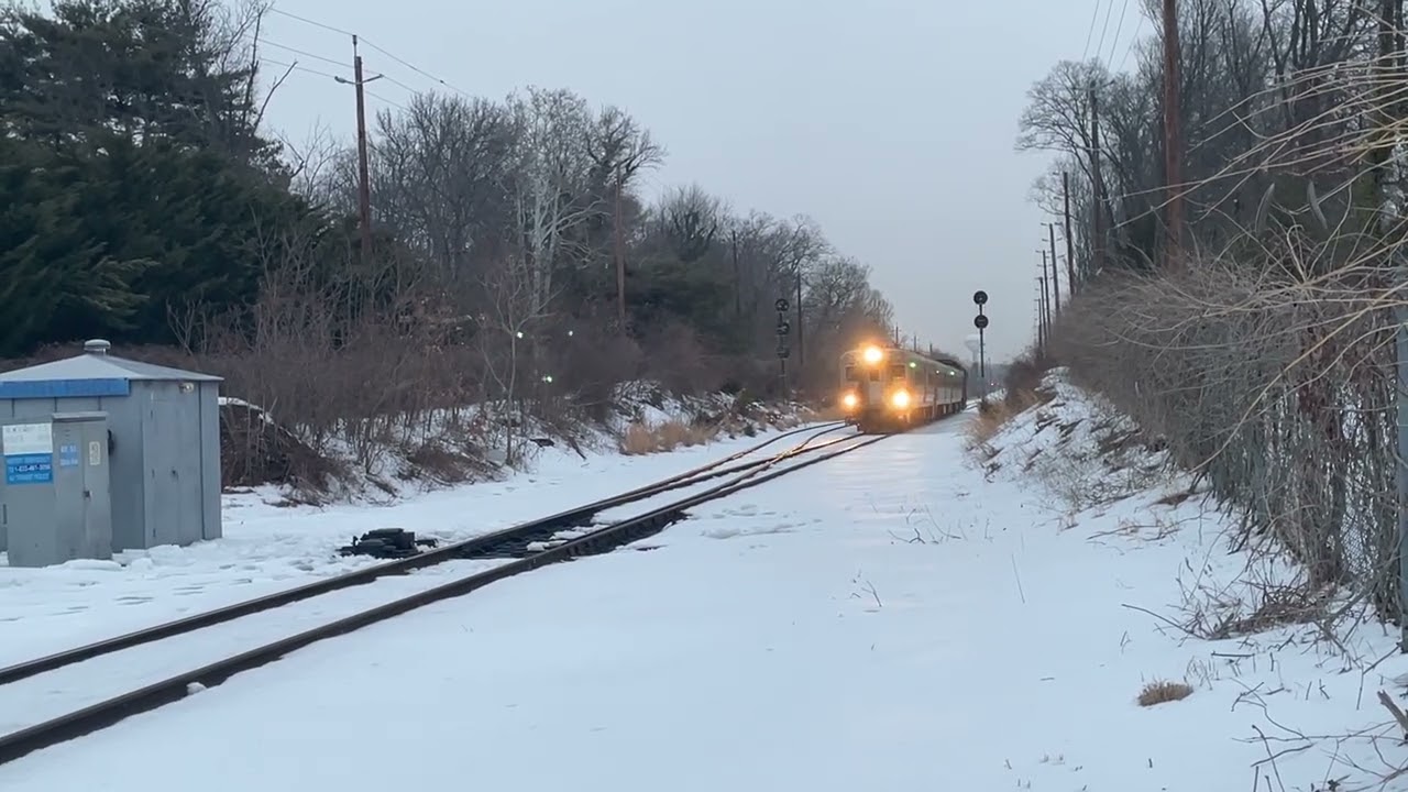 NJTR ACL Train 4633 SB Thru South Race interlocking. NJT #6019 NJT #4213