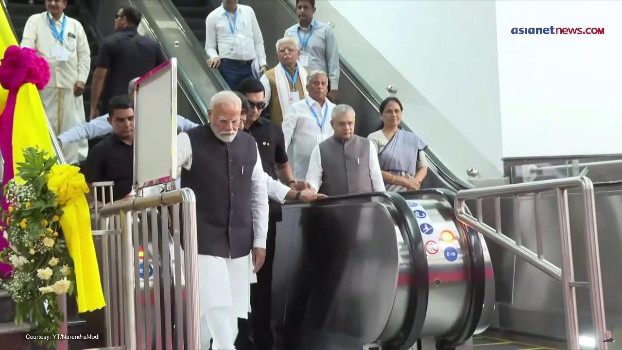 LIVE 🔴 PM Modi Flags Off Bengaluru Metro Yellow Line, Takes a Ride