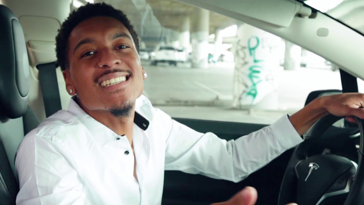 GOMO - Francis Write (Official Music Video)