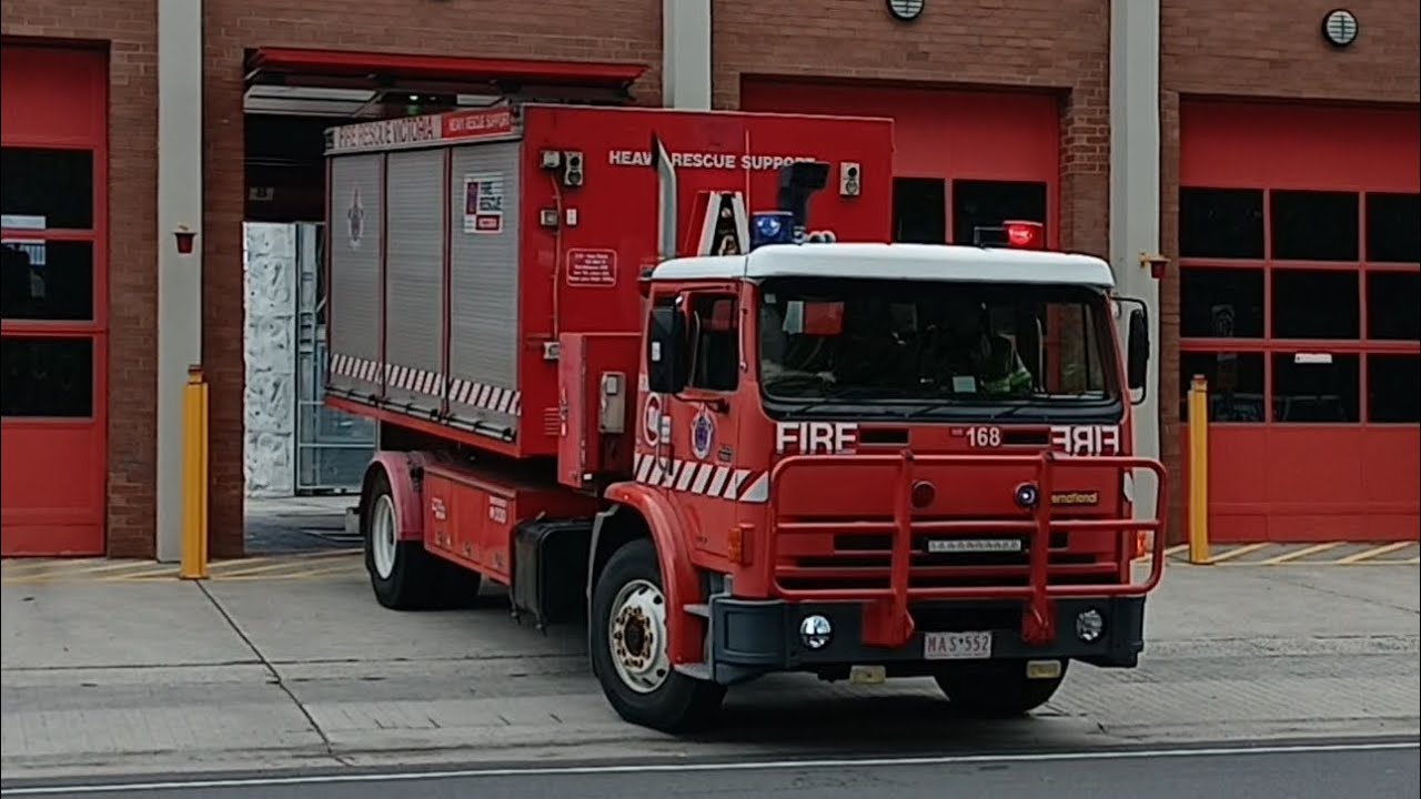 RARE - FRV - SPARE Transporter 10A(168) Turning out to a Vehicle into Structure 