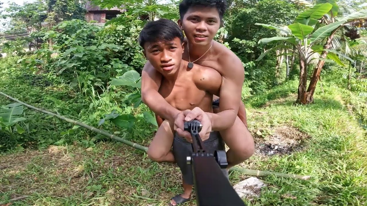 Как поднять и донести человека до безопасного места | Kristian 8Mins Piggyback