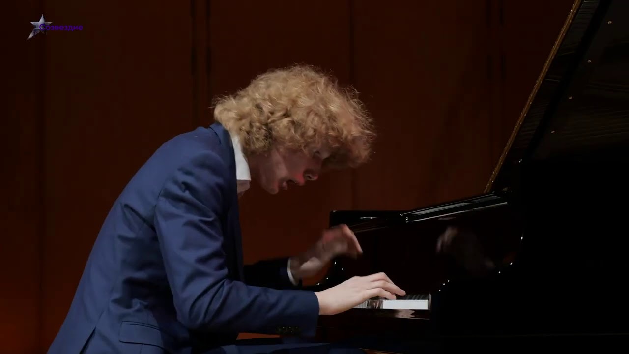 Иван Бессонов (Ivan Bessonov) на конкурсе 