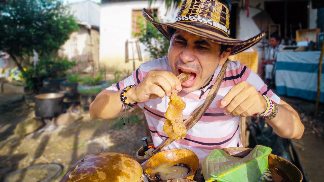 Probando Comida Tradicional en LAS FLORES Colombia - Festival Voces a la Luna
