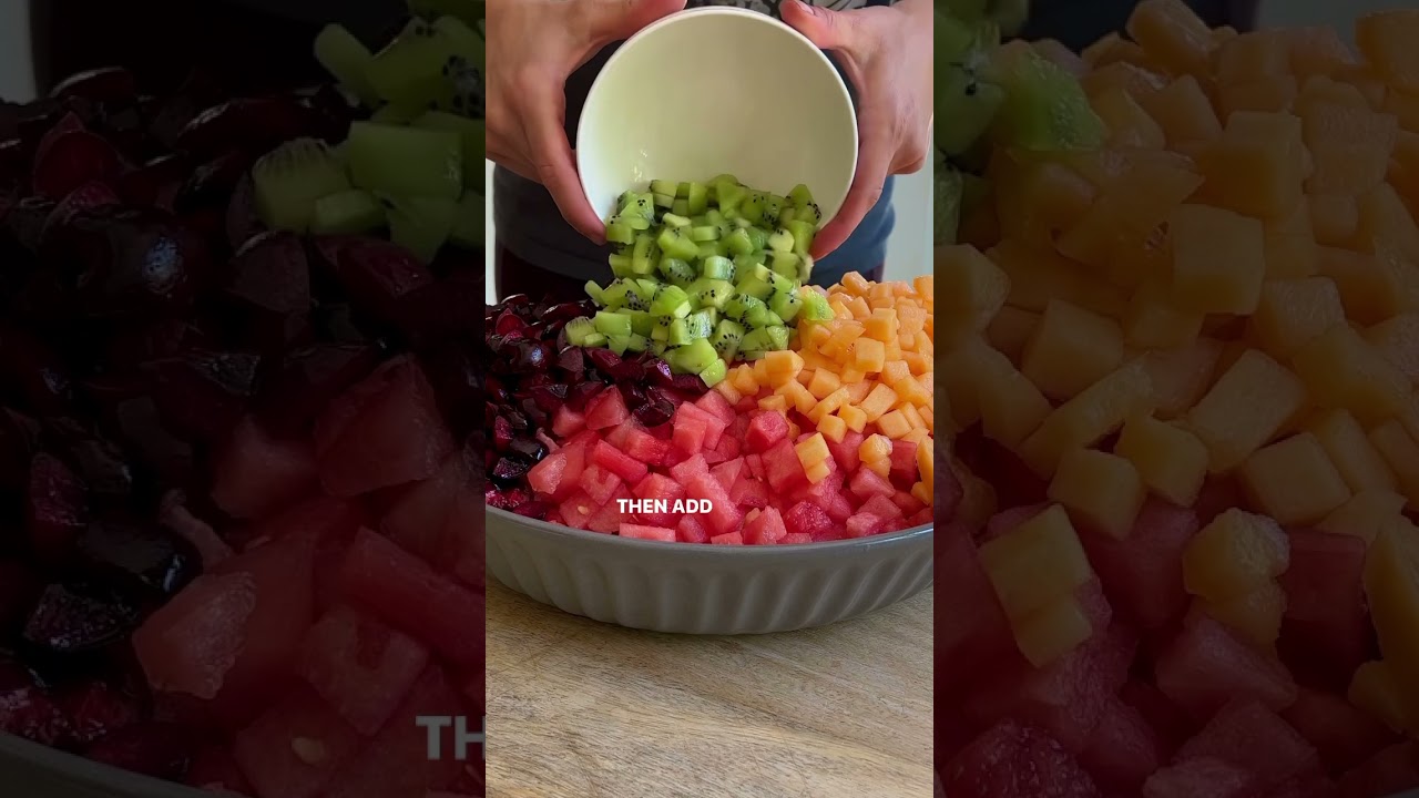 Оригинальный взгляд на летний фруктовый салат с арбузом 🍉🍒