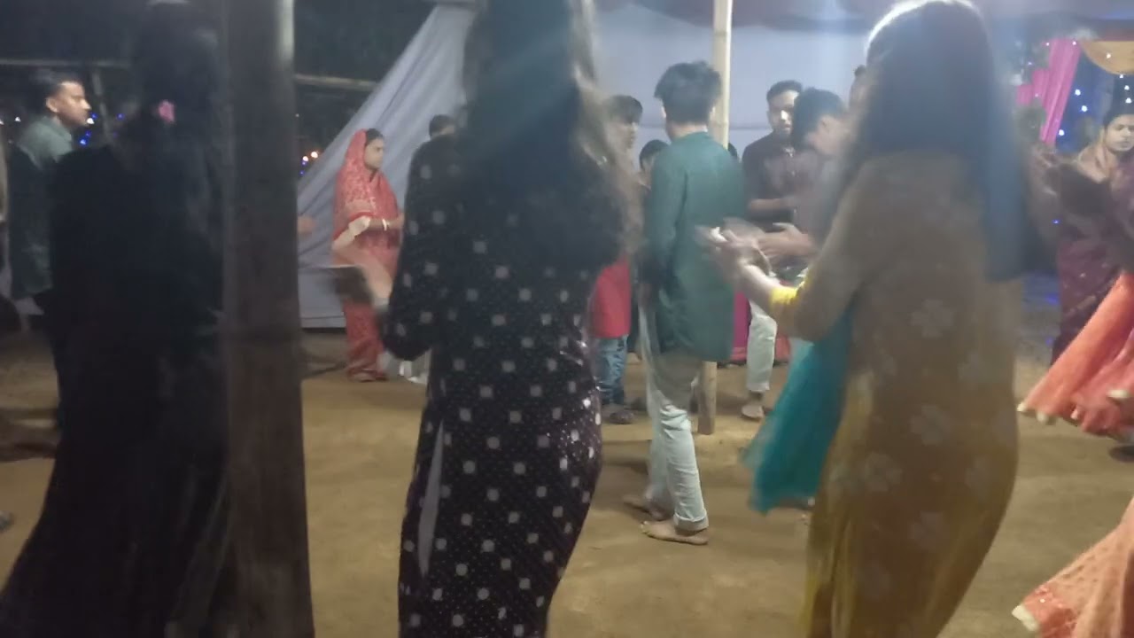 বিয়ে বাড়িতে গ্রামের আঞ্চলিক ধামাইল। Sylheti dhamail 
