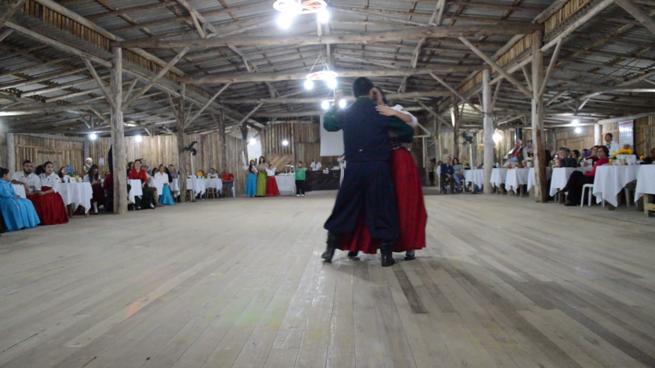 Apresentação Milonga de Dario e Darla - Alma Gaudéria