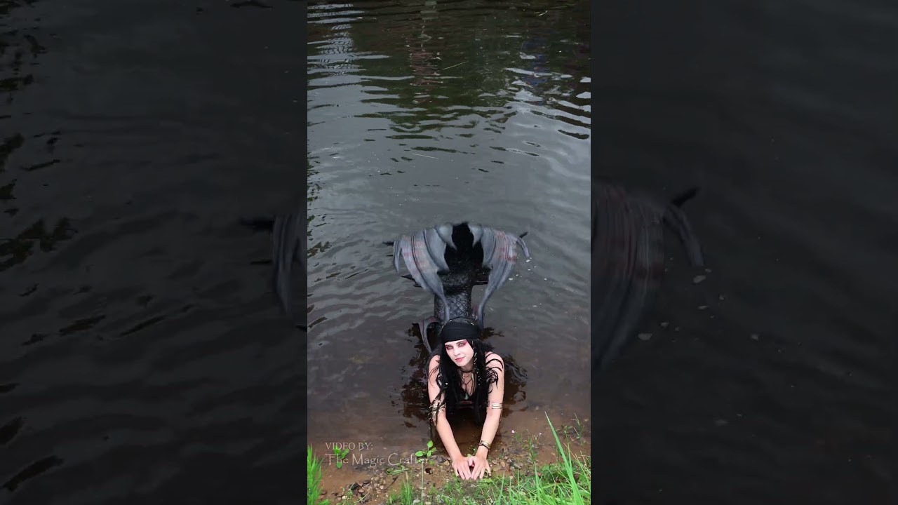 Mermaid rings her bells and slaps her tail on the water #shorts