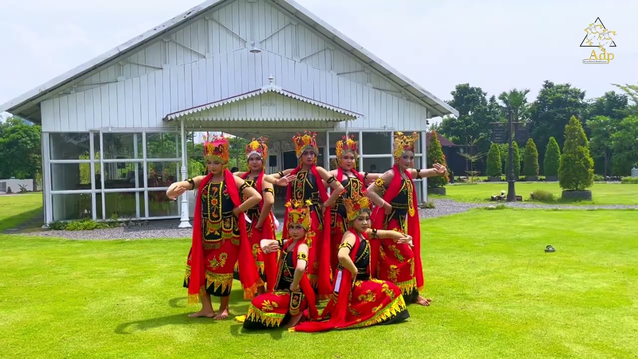 Uji Kompetensi Tari Gama Gandrung Kelas C Kelompok 2 