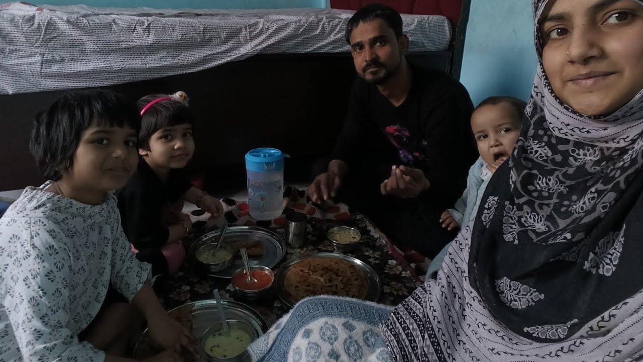 #ree#Aaj subah ka nashta chhat per#sath mein aalu ke paraathe#ree🥰 please subscribe me# thank you#❤️