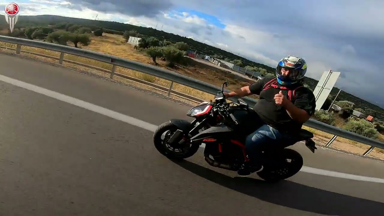 🏍️ 2 x KTM + 2 x Tracer 900 🏍️ | Βίλια  με τα τούμπανα KTM |