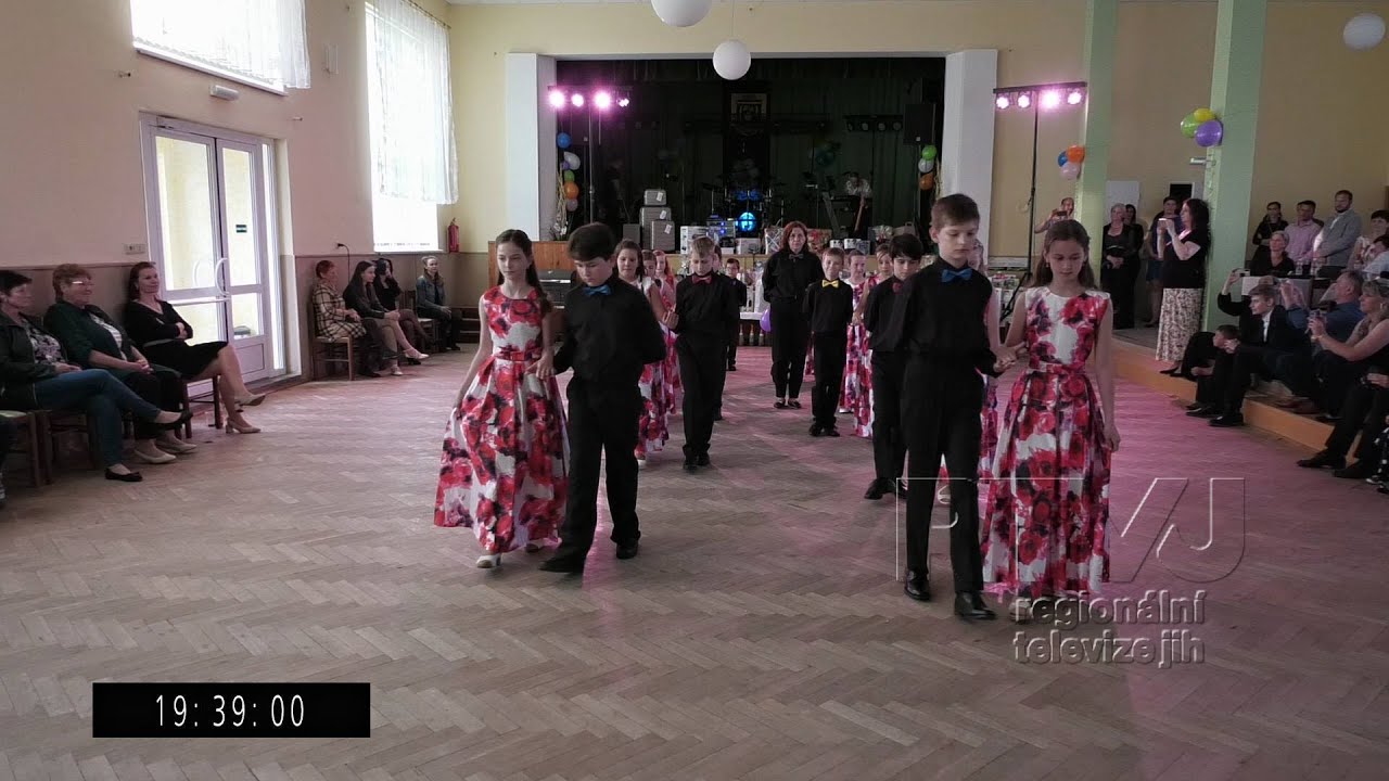 Májový školní ples ve Starém Poddvorově se opět osvědčil