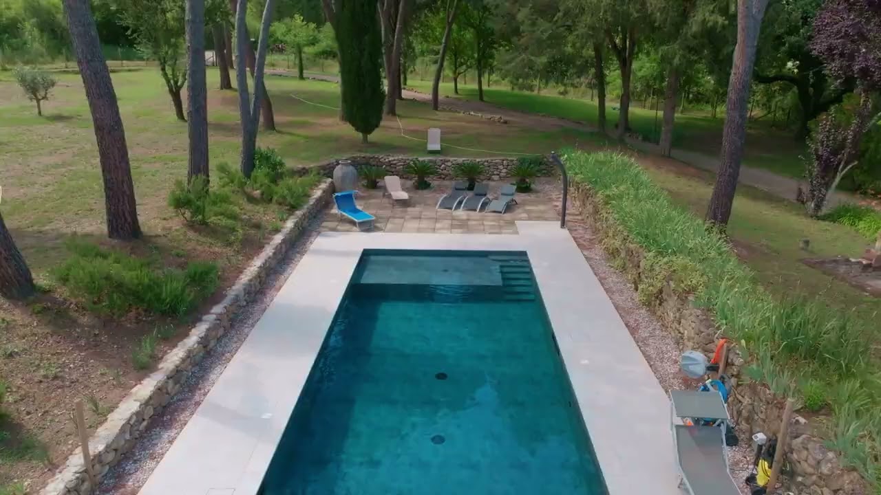 Realizzazione piscine di lusso - Acqua Corrente Srl - Civitella Paganico