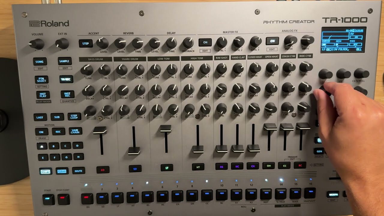 Synthpop sketch 10 (Roland TR 1000)