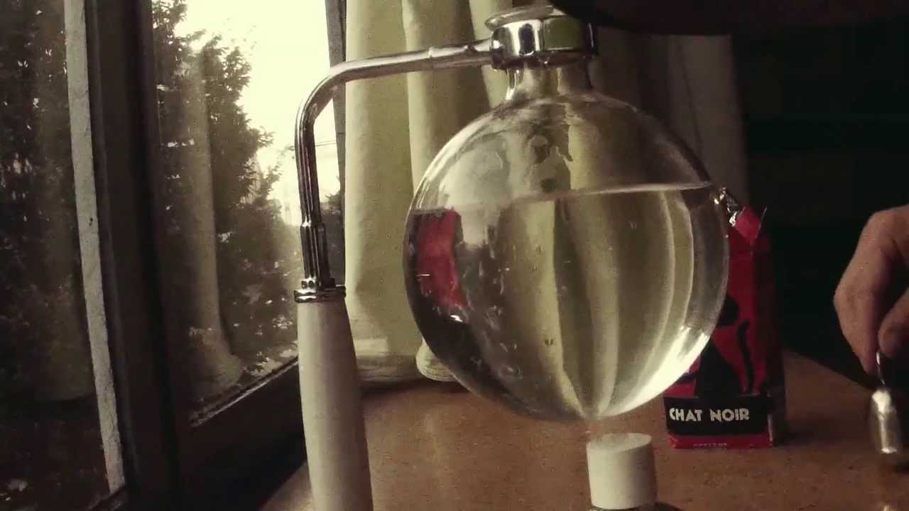 The Hellem Vacuum Coffee Brewer