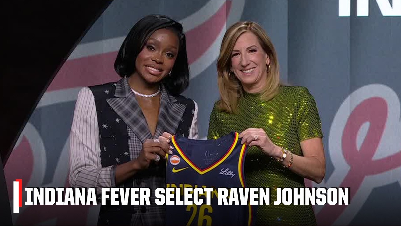 Команда Indiana Fever выбирает Рэйвен Джонсон под 10-м номером на драфте WNBA 2026 года.
