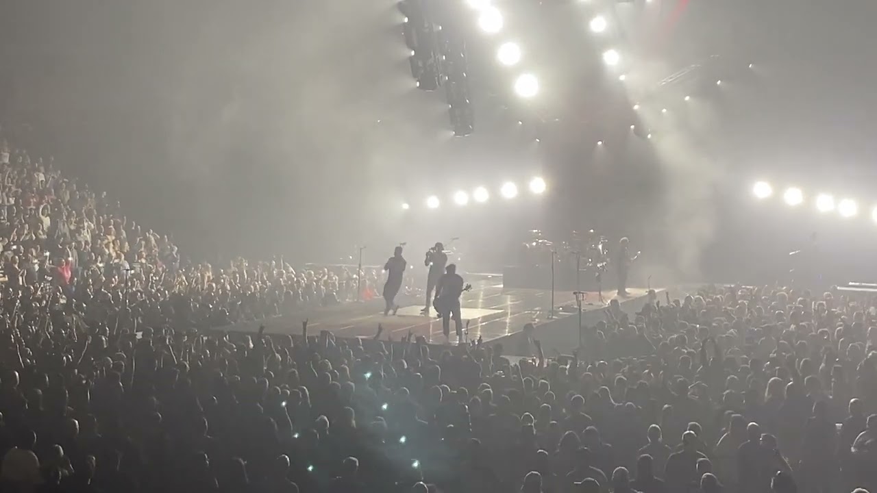 Shinedown - Enemies (COMPLETE SHOW Live @ Mohegan Sun April 2022)