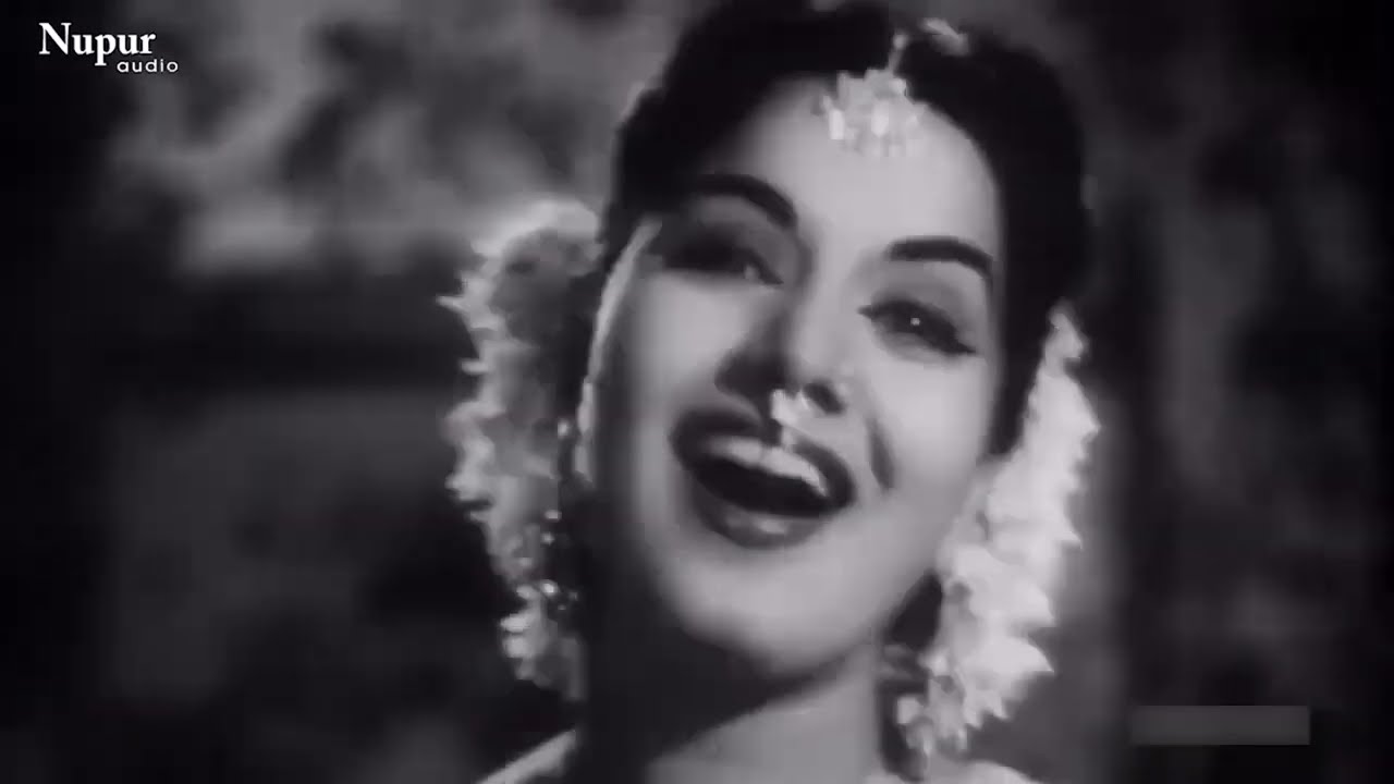 Holi Hai Holi Hai Sakhi | Asha Bhosle | Khota Paisa 1958 | Bollywood Holi Songs | Nupur Geetmala