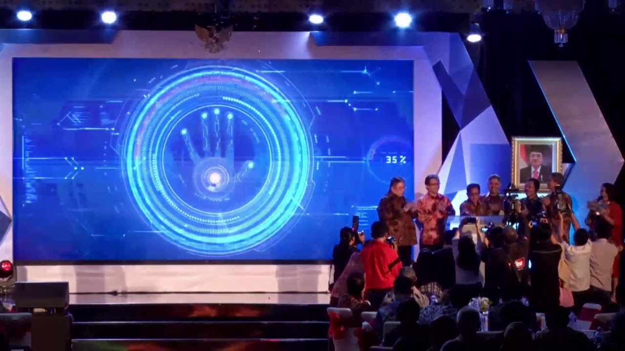Opening Hand Scanner