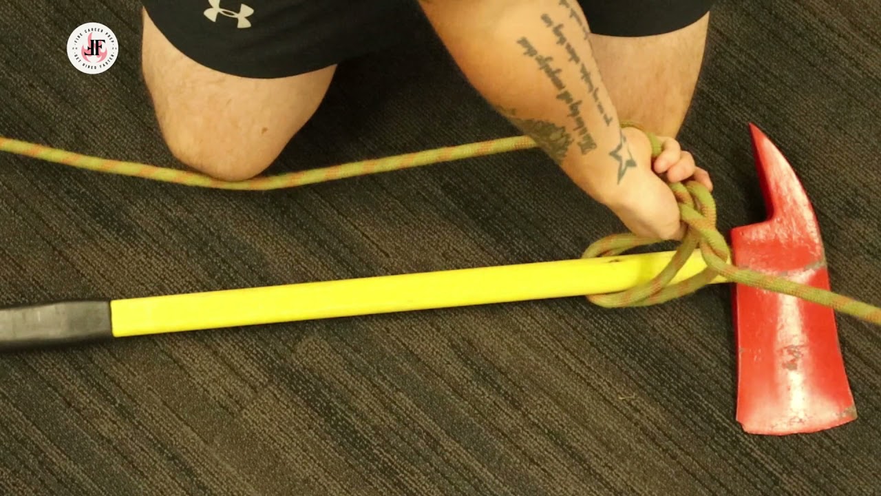 Hoisting an AXE. 2 methods to hoist an axe. (Firefighting Skills)