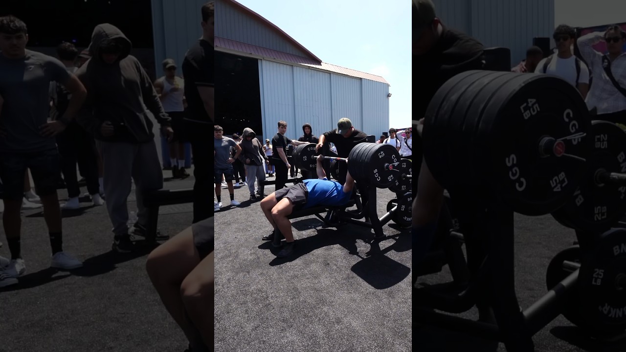 When The Whole @gymshark Fitness Event Watches You Lift&hellip;