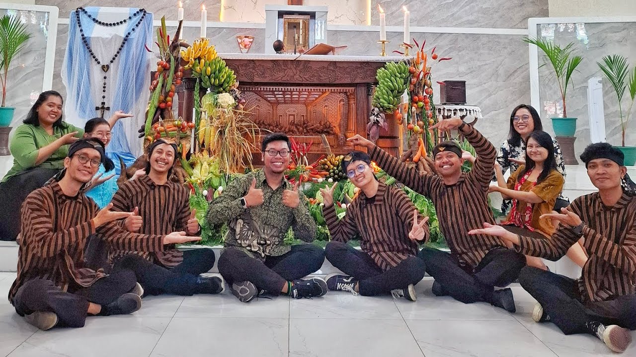 Kemuliaan (Misa Keroncong Diatonis) by Fidelis Choir