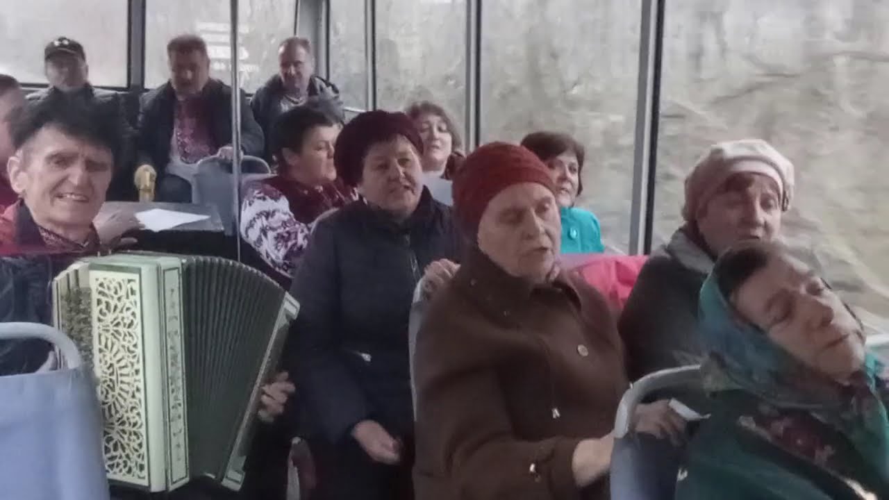 *** ЧОМ ТИ ЗАЖУРИЛАСЬ ТОНКА ГОРОБИНА.........***