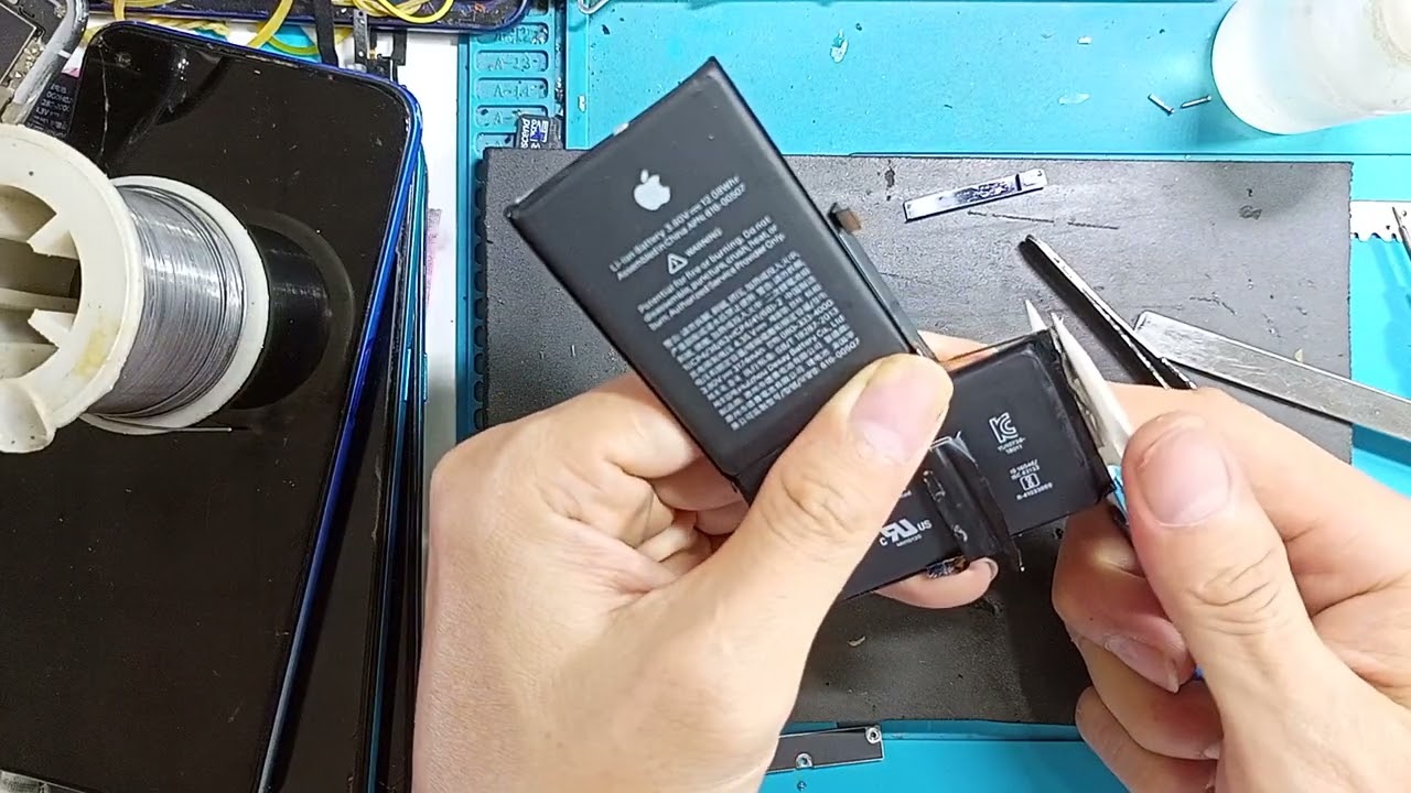 Thay pin iphone xsm fix phần trăm chuẩn hãng như zin 100%