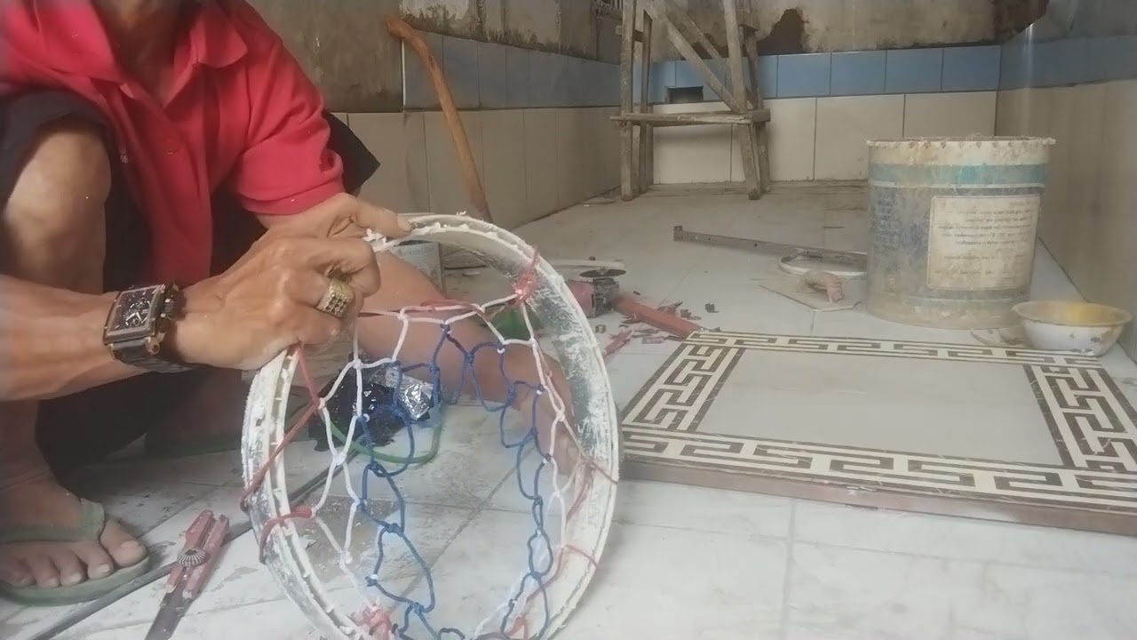 membuat ring basket anak anak dari ember bekas cet