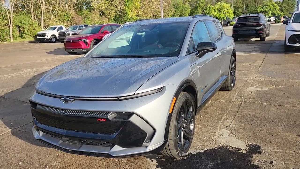 2025 Chevrolet Equinox EV RS Features, warranties and Convenience Package II