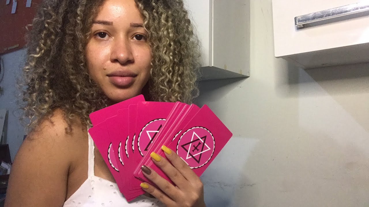 O que essa pessoa está sentindo por mim agora? Raiva, amor ou nada? Descubra!